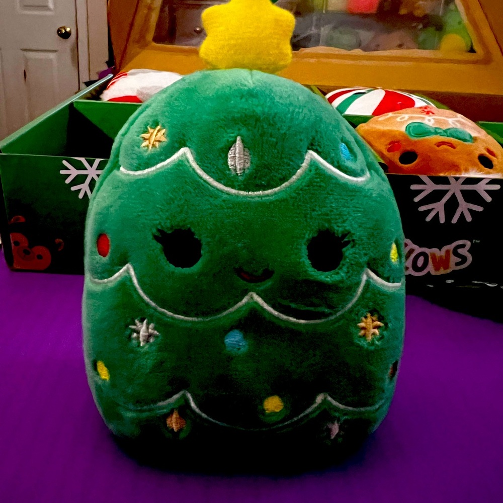 Squishmallow Christmas Tree Clip